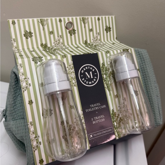 Martha Stewart Green and White Toiletry Set - Picture 2 of 4